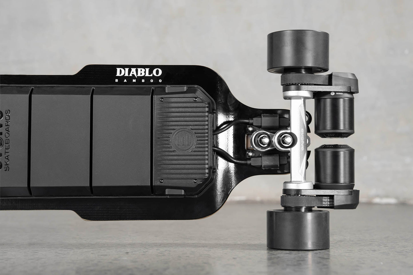 PREVENTA - DIABLO BAMBOO STREET - Evolve Skateboards EspañaElectric SkateboardsEvolve Skateboards EspañaEvolve Skateboards EspañaPREVENTA - DIABLO BAMBOO STREETCaguama 85mm Violetas