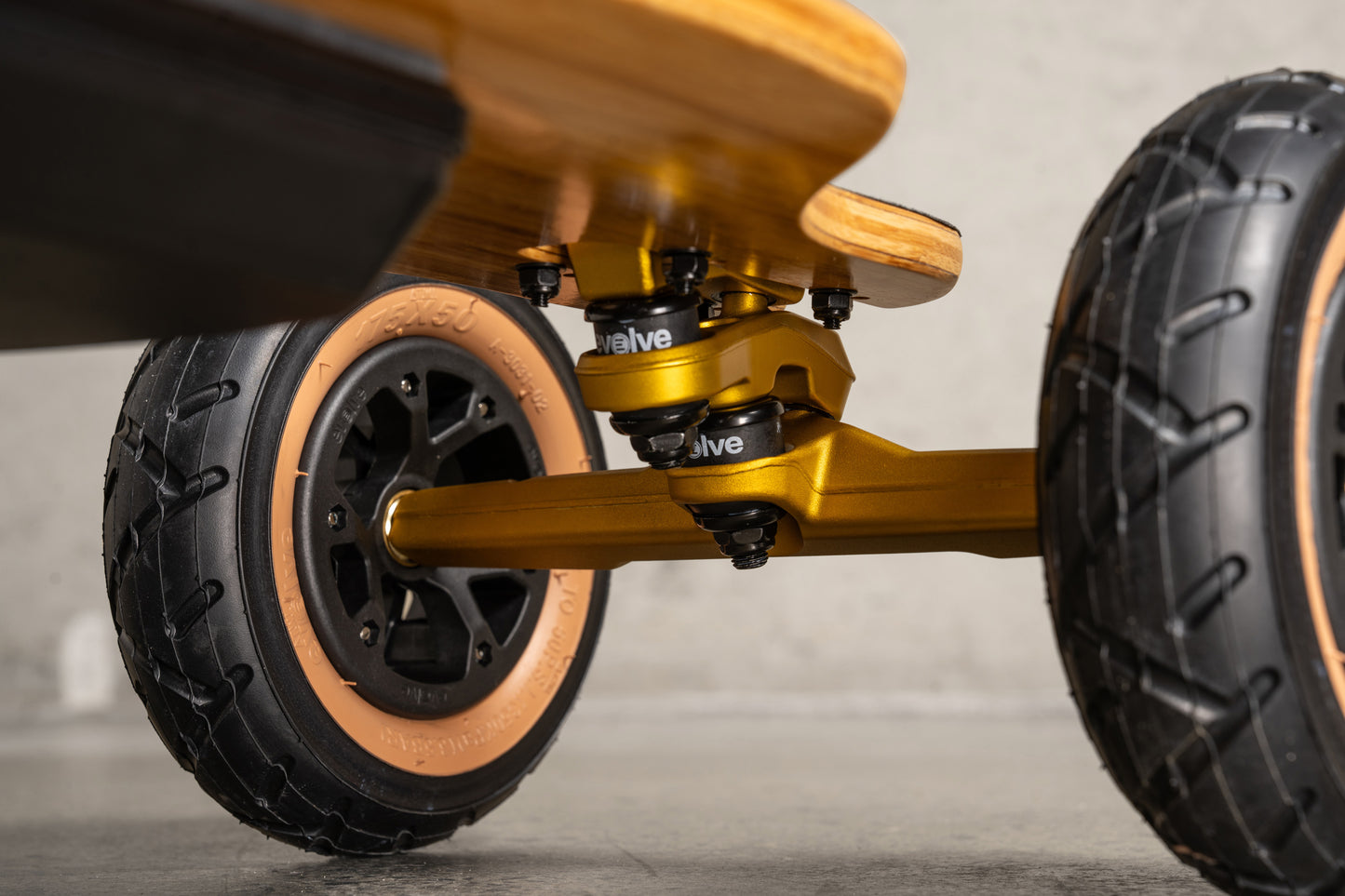 Bamboo GTR AT