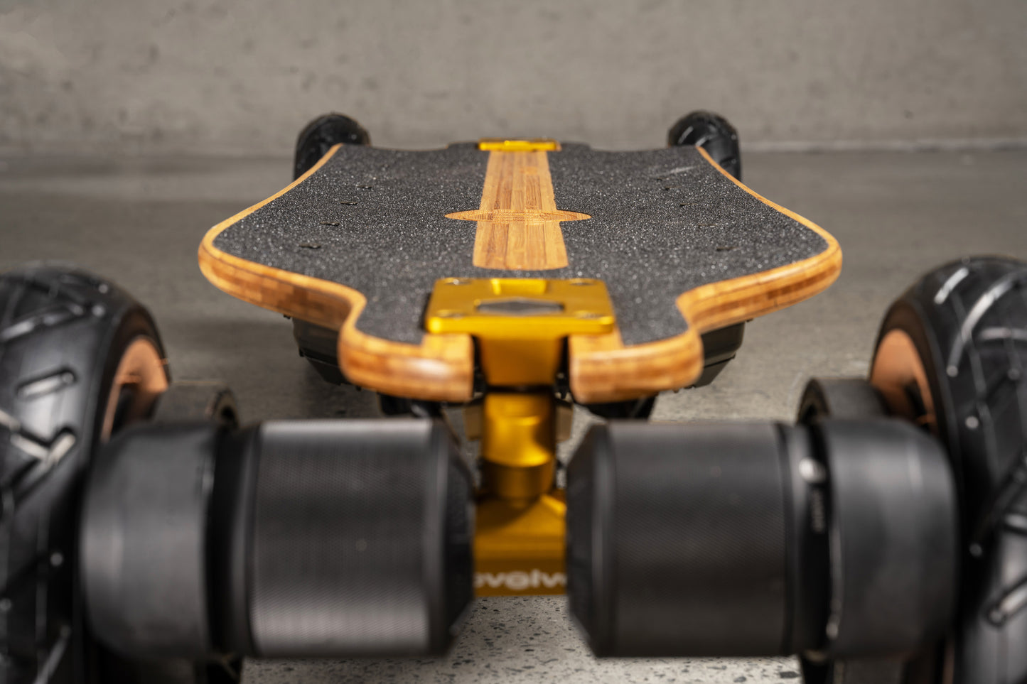 Bamboo GTR AT