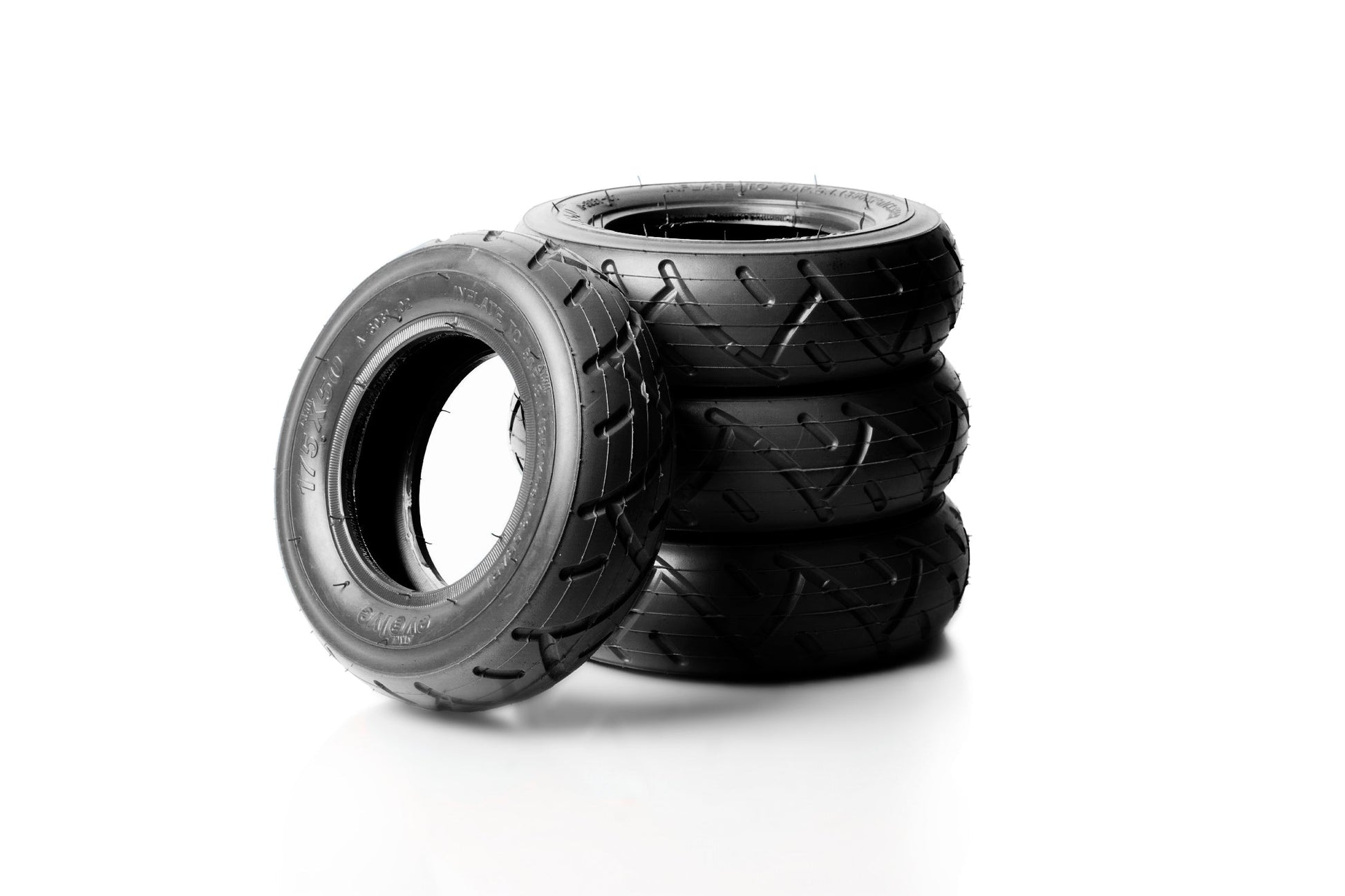 Cubierta ruedas neumaticas de 7" All - Terrain - Evolve Skateboards - Evolve Skateboards EspañaRueda AccesorioEvolve Skateboards EspañaEvolve Skateboards EspañaCubierta ruedas neumaticas de 7" All - Terrain - Evolve SkateboardsNegro