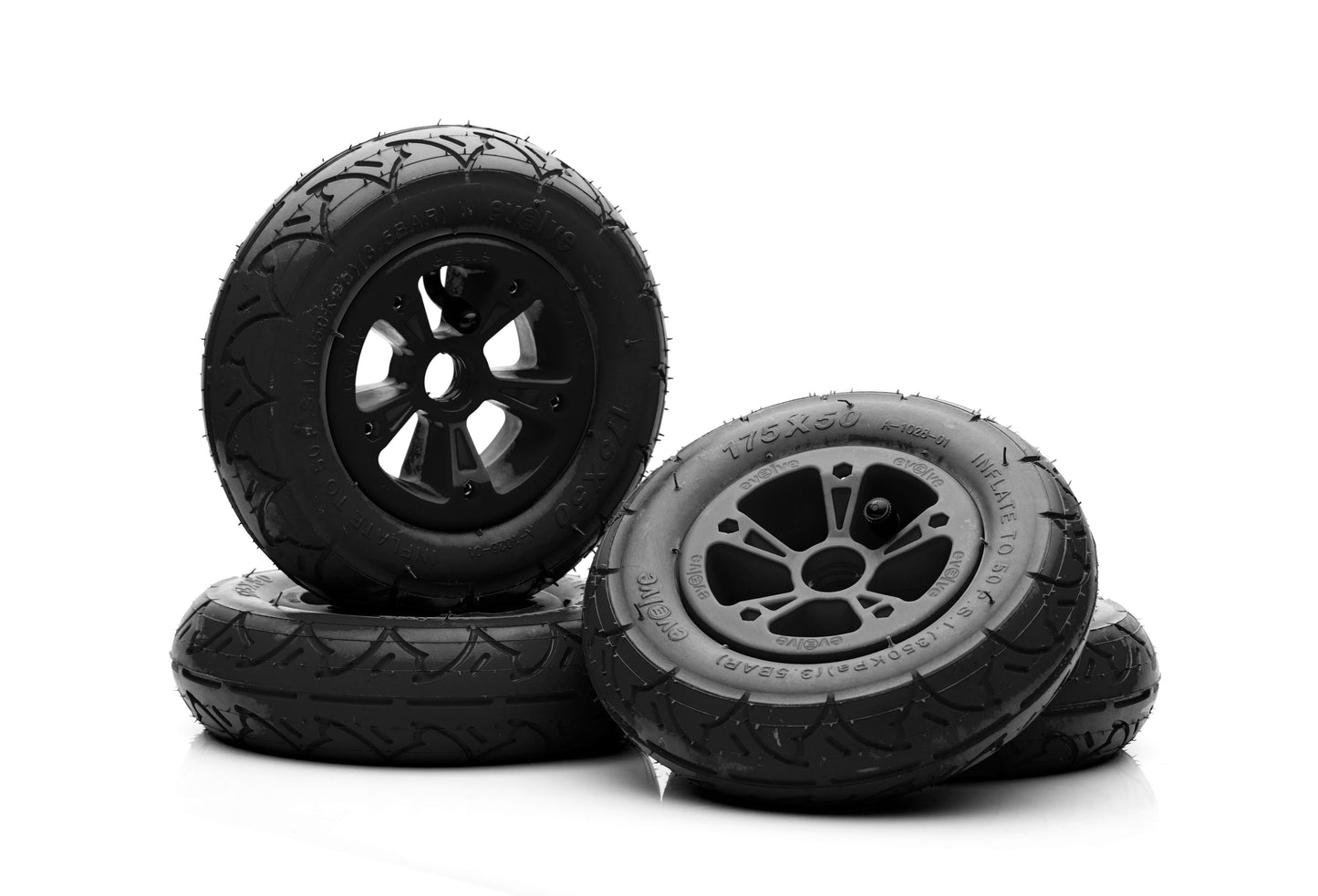 Llantas para las ruedas All - Terrain/OffRoad - Evolve Skateboards EspañaAll TerrarianEvolve Skateboards EspañaEvolve Skateboards EspañaLlantas para las ruedas All - Terrain/OffRoadNegras (pack x4)