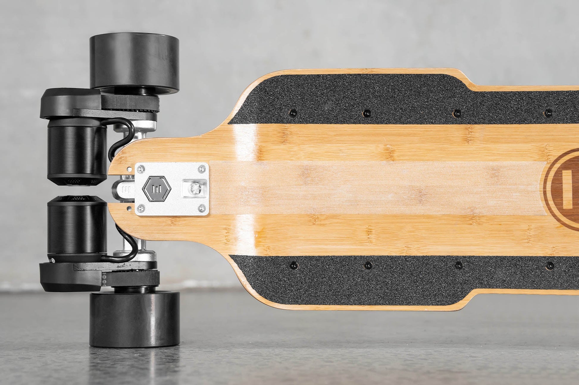 PREVENTA - DIABLO BAMBOO STREET - Evolve Skateboards EspañaElectric SkateboardsEvolve Skateboards EspañaEvolve Skateboards EspañaPREVENTA - DIABLO BAMBOO STREETCaguama 85mm Violetas
