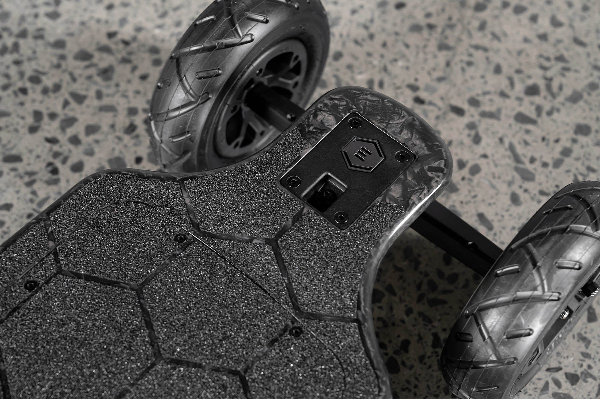 PREVENTA - DIABLO CARBON AT - Evolve Skateboards EspañaElectric SkateboardsEvolve Skateboards EspañaEvolve Skateboards EspañaPREVENTA - DIABLO CARBON AT