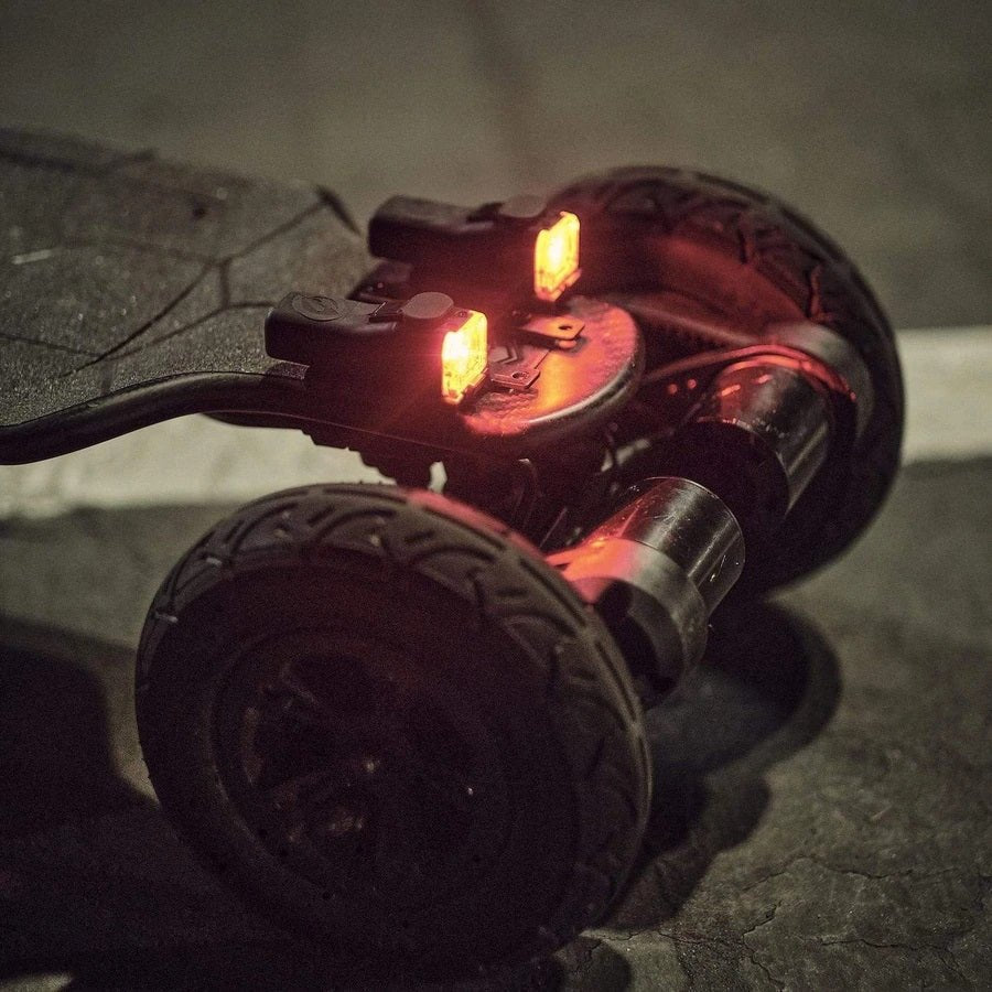 Luz Individual ShredLights SL - R1 Roja - Evolve Skateboards - Evolve Skateboards EspañaComponente AccesorioEvolve Skateboards EspañaEvolve Skateboards EspañaLuz Individual ShredLights SL - R1 Roja - Evolve Skateboards